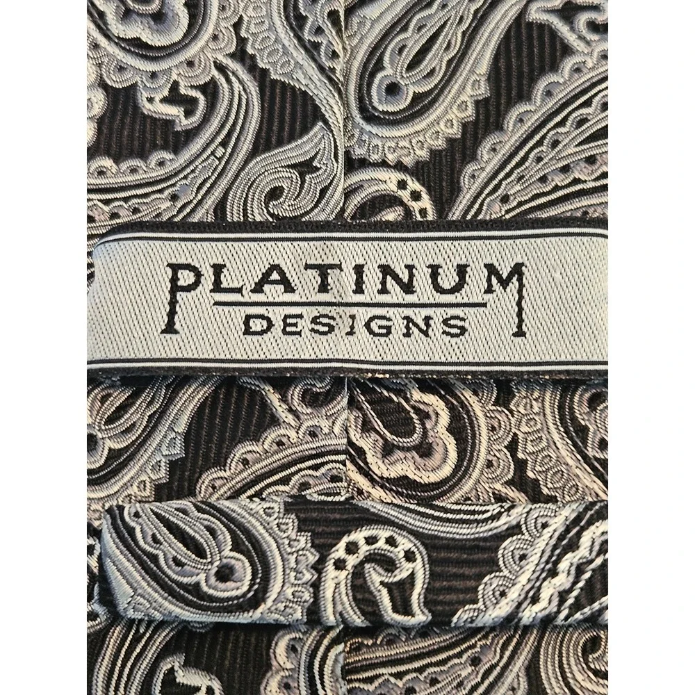 Platinum Designs Mens Silk Necktie Black Silver Grey Paisley Hand Made 58 Inch